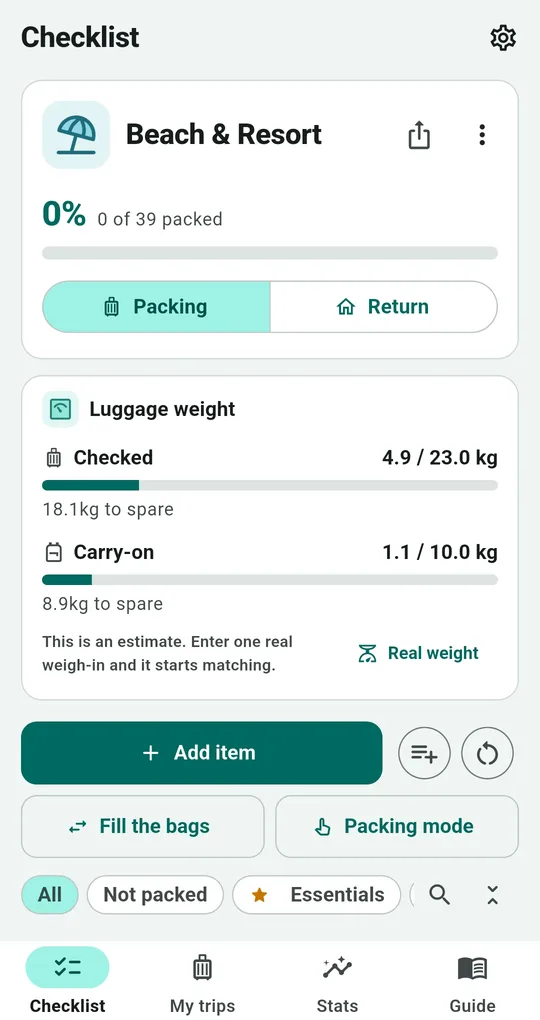 Checklist screen: Beach & Resort, 0 of 39 packed, checked 4.9/23.0 kg and carry-on 1.1/10.0 kg weight bars